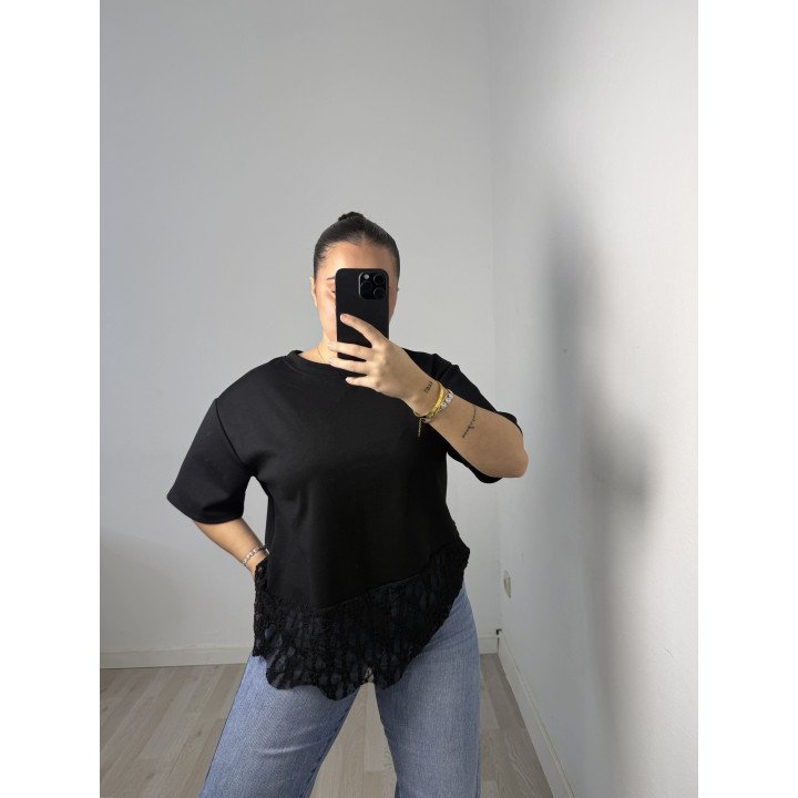 CAMISETA BALEN ENCAJE NEGRA